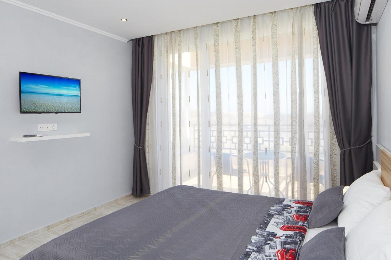 Niko'S Sea View Apartments Deluxe Misivri Dış mekan fotoğraf